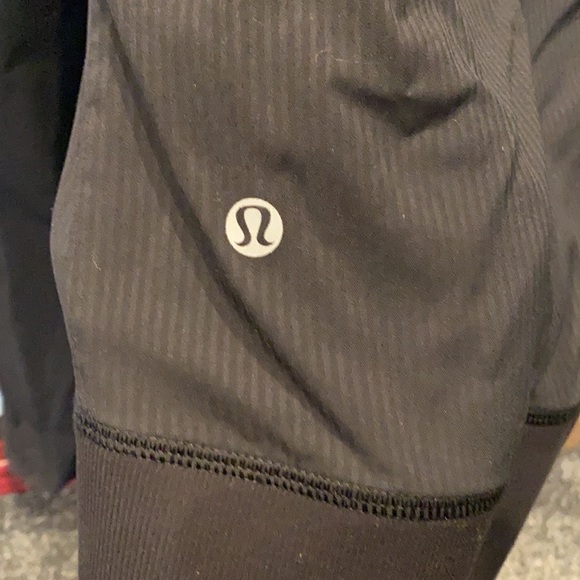 Lululemon Jacket - Picture 6 of 6